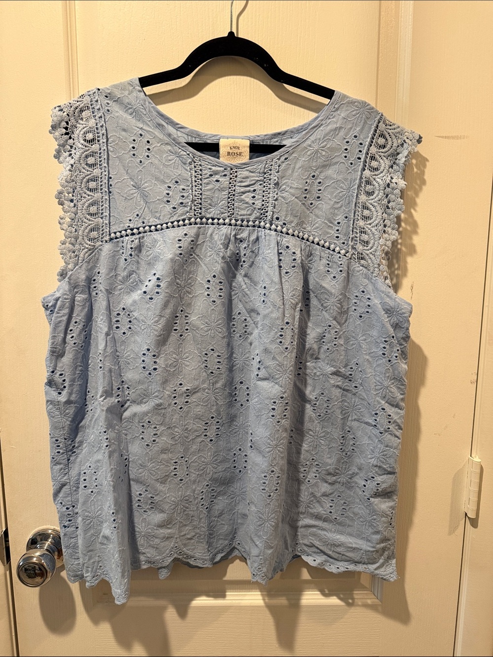 Knox Rose Light Blue Eyelet Lace Trim Camisole
